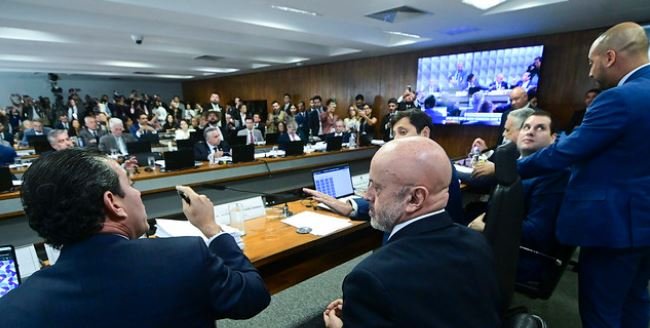 OAB reage a tumulto na CPMI do INSS e defende advogado do “Careca” 2 ocrente 1758905257