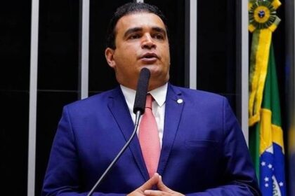 Deputado Marcelo Freitas assume relatoria do processo que pode cassar Eduardo Bolsonaro 10 ocrente 1758916933