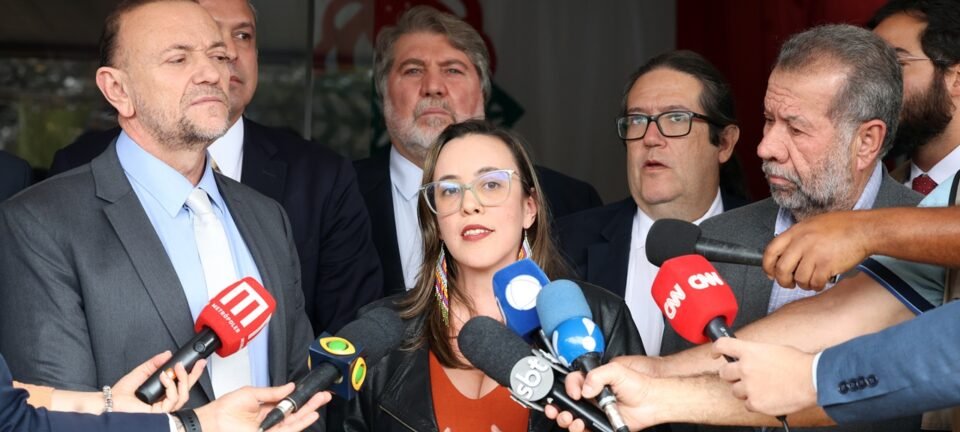 Consulado dos EUA cancela visto de Paula Coradi, presidente nacional do PSOL 2 ocrente 1758935818