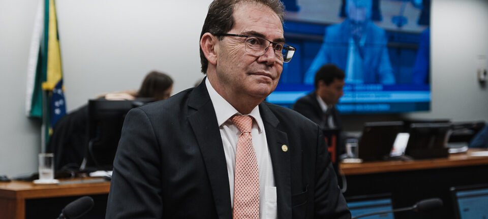 Divergências e atrito com o Senado colocam em risco votação da anistia na Câmara 2 ocrente 1758947775