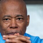 Eric Adams abandona tentativa de reeleição e deixa prefeitura de Nova York aberta 4 ocrente 1759099662