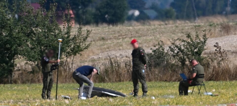 Drones russos de baixo custo forçam Otan a empregar armamento milionário e revelam brecha na defesa 2 ocrente 1759103371