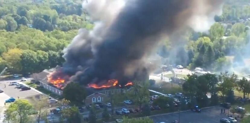 Ataque armado em igreja mórmon de Michigan deixa dois mortos, vários feridos e fogo no templo 2 ocrente 1759110498