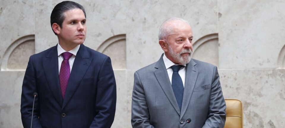 Câmara vota hoje isenção de IR para renda até R$ 5 mil; compensação bilionária divide deputados 2 ocrente 1759277844