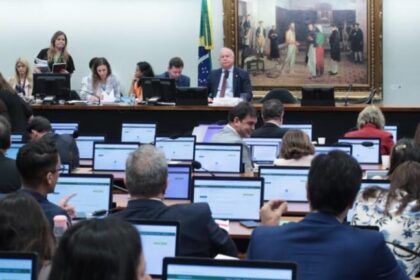 CCJ da Câmara aprova projeto que preserva decisões monocráticas do STF sob novas regras 10 ocrente 1759292182