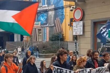 Universitários italianos tomam campi para apoiar flotilha Global Sumud com Greta Thunberg 2 ocrente 1759342596
