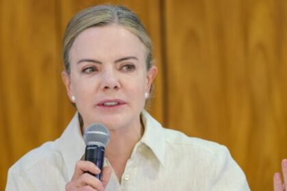 Isenção de IR até R$ 5 mil anima governo a discutir fim da jornada 6×1, diz Gleisi 14 ocrente 1759490239