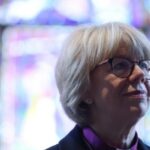 Sarah Mullally é eleita primeira mulher a comandar a Igreja Anglicana 4 ocrente 1759504760