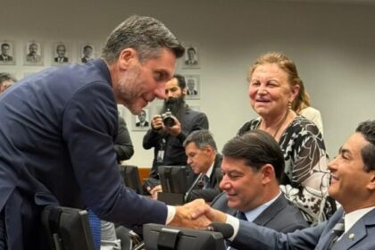 Câmara aprova projeto que corta poderes do STF para criar normas e impor medidas ao Executivo 6 ocrente 1759506431
