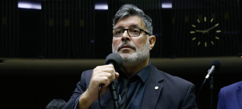 Câmara de Cotia cassa mandato de Alexandre Frota após condenação por calúnia contra Jean Wyllys 2 ocrente 1759618908
