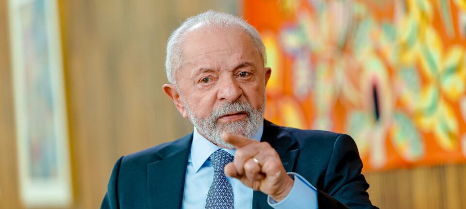 Pacote pró-reeleição de Lula eleva risco de ajuste fiscal drástico em 2027, dizem economistas 2 ocrente 1759714317