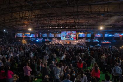 Maior igreja evangélica do mundo árabe espalha mensagem de Cristo pelo esporte e pela música 20 ocrente 1759792654