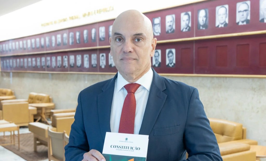 Colunista afirma que Alexandre de Moraes age sem freios e aponta “duplo padrão” no STF 2 ocrente 1759854756