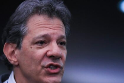 Haddad cita tarifa zero nos ônibus como possível bandeira de Lula na disputa de 2026 14 ocrente 1759884425