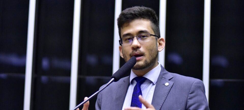 PEC de Kataguiri propõe liberar desenvolvimento de armas nucleares para defesa 2 ocrente 1759926953
