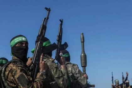 Hamas entrega lista de prisioneiros palestinos para possível troca por reféns 12 ocrente 1759928669