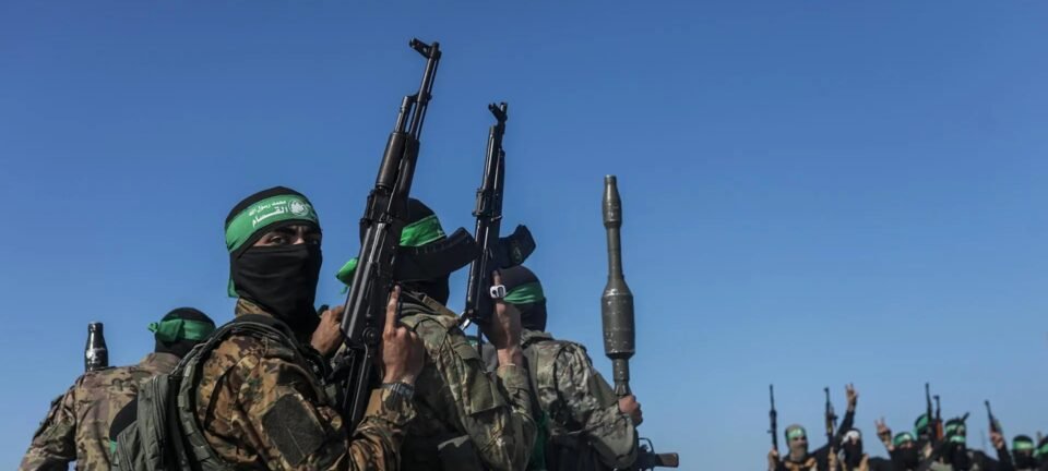 Hamas entrega lista de prisioneiros palestinos para possível troca por reféns 2 ocrente 1759928669