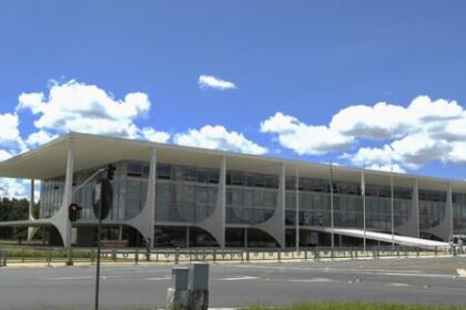 Pesquisa Gerp mostra Lula atrás de Bolsonaro, Tarcísio e Michelle em simulações de 2º turno para 2026 20 ocrente 1759939292