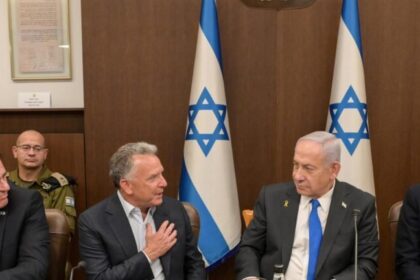 Israel dá sinal verde à primeira etapa de plano dos EUA e decreta cessar-fogo imediato 14 ocrente 1760050031