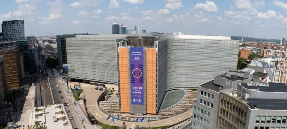 Carta de 113 especialistas aponta risco de censura global com Lei de Serviços Digitais da UE 2 ocrente 1760062743