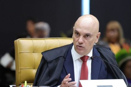 Moraes afasta defesa de Filipe Martins e Marcelo Câmara e designa Defensoria Pública 14 ocrente 1760064539
