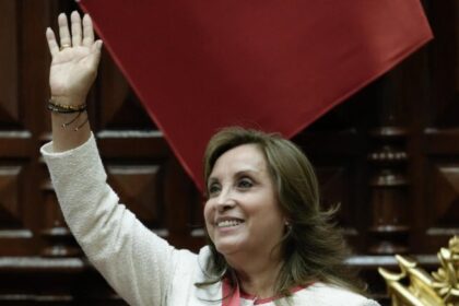 Congresso peruano destitui Dina Boluarte e empossa José Jerí como presidente interino 20 ocrente 1760095238