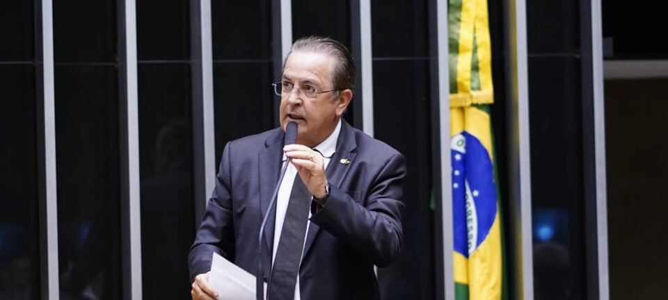 Câmara agenda audiência para debater a jornada 6×1 a pedido do deputado Carlos Motta 2 ocrente 1760099874