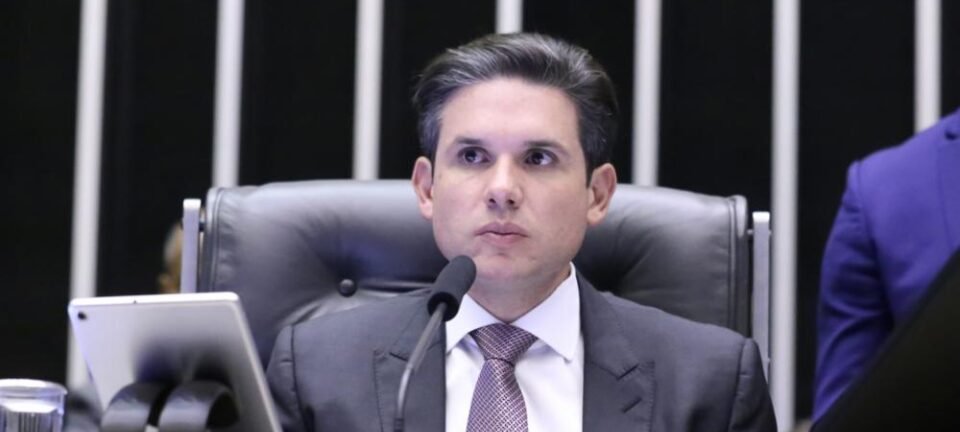 Motta acelera pacote de segurança e paralisa PEC do governo na Câmara 2 ocrente 1760133797