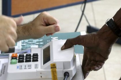 Eduardo Paes lidera todos os cenários para o governo do Rio em pesquisa Real Time Big Data 2 ocrente 1760136420