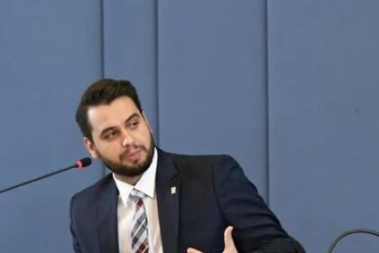 OAB avalia afastamento de defensores de Filipe Martins após decisão de Moraes 12 ocrente 1760192250