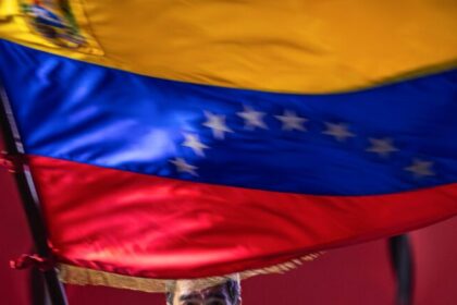 Maduro ofereceu controle de petróleo e minerais a empresas dos EUA, aponta NYT 12 ocrente 1760230937