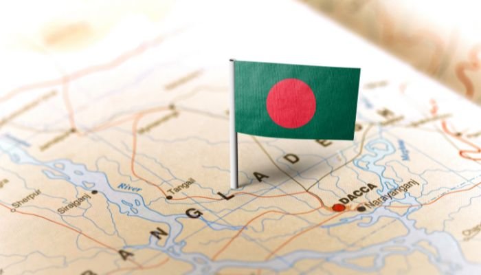 Cristão ex-muçulmano é expulso pelos filhos em Bangladesh e sobrevive pedindo comida 2 ocrente 1760285193