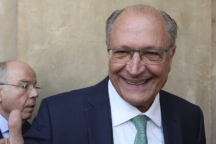 Lula solicitou a Trump suspensão temporária de tarifa de 40%, afirma Alckmin 8 ocrente 1760288610