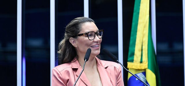 Oposição apresenta projeto para anular decreto que cria estrutura oficial para Janja 2 ocrente 1760374899