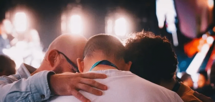 Falta de convite trava ida de não cristãos à igreja, indica pesquisa nos EUA 2 ocrente 1760381434