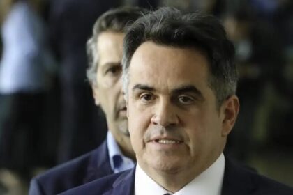 Ciro Nogueira afirma que ação de Eduardo Bolsonaro nos EUA comprometeu plano da direita para 2026 18 ocrente 1760384809