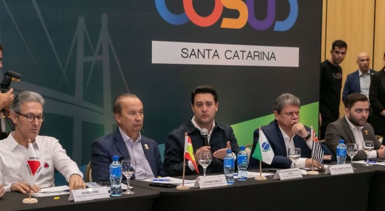Censo 2022 aponta maiores salários em estados governados pela direita; Distrito Federal lidera ranking 2 ocrente 1760400205