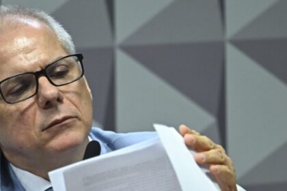 Ex-chefe do INSS admite ter liberado lote de 34 mil descontos para Contag durante depoimento à CPMI 4 ocrente 1760413679