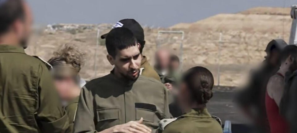 Refém que cavou a própria sepultura volta para casa após quase dois anos nas mãos do Hamas 2 ocrente 1760415451