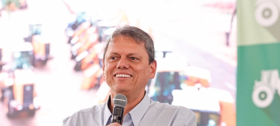 Tarcísio de Freitas aparece com ampla vantagem em pesquisa para o governo paulista de 2026 2 ocrente 1760438853