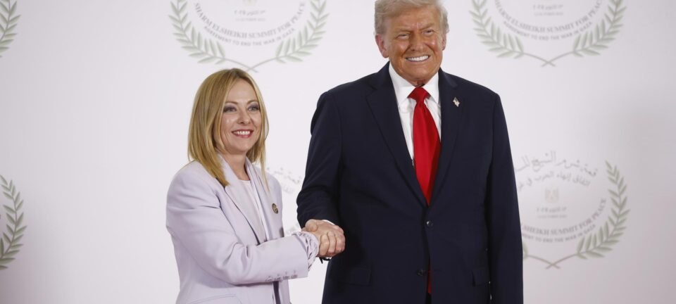 Trump exalta Giorgia Meloni em cúpula no Egito e a classifica como “política muito bem-sucedida” 2 ocrente 1760453399