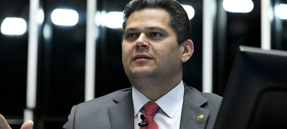 Alcolumbre espera relatório de Paulinho para avançar com PL da dosimetria 2 ocrente 1760483845