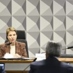 Semana de decisões: Moraes revê prisões do 8/1, Barroso confirma saída e governo adia LDO 5 ocrente 1760524371