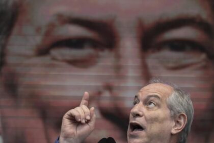 Ciro Gomes retorna ao PSDB e é cotado para disputar o governo do Ceará em 2026 10 ocrente 1760811433