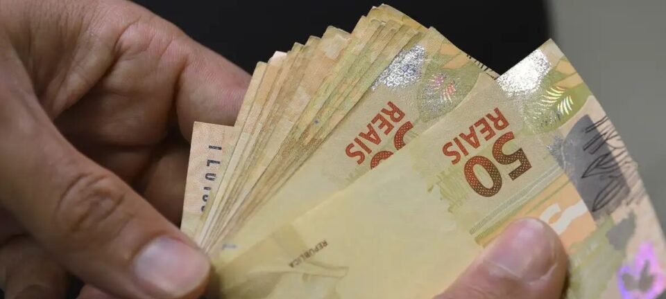 Dívidas atingem 71,8 milhões de brasileiros e avançam 26% em uma década 2 ocrente 1760898780
