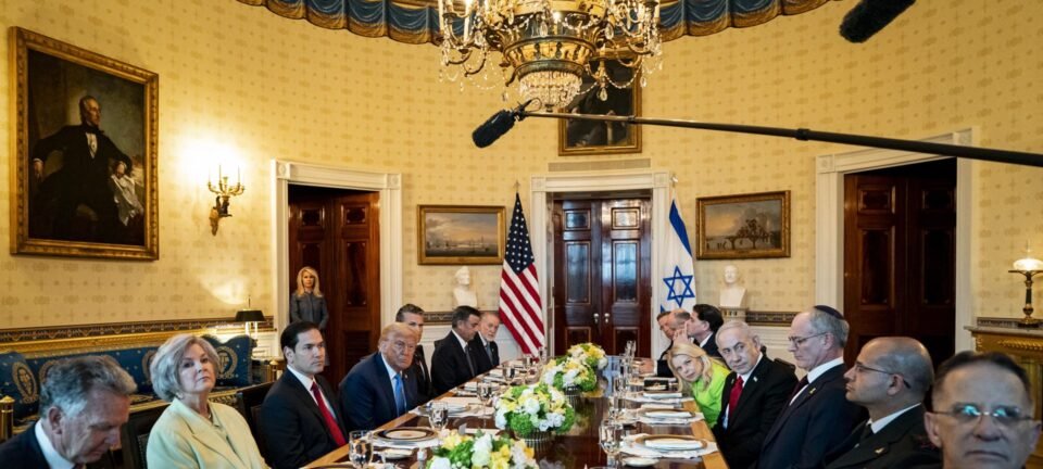 Enviados de Trump tentam sustentar trégua Israel-Hamas após novos choques na Faixa de Gaza 2 ocrente 1760975314