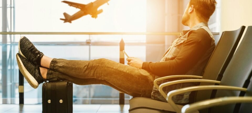 Câmara acelera projeto que barra cobrança por bagagem de mão nas companhias aéreas 2 ocrente 1761057256
