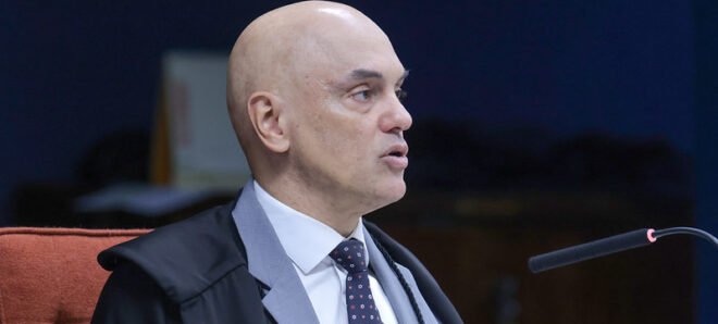 Moraes apresenta trocas de mensagens sobre Fux durante julgamento do núcleo 4 no STF 2 ocrente 1761058991