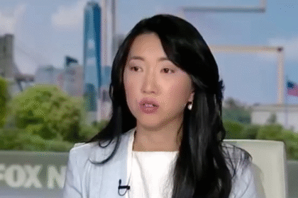 Filha de pastor chinês detido pede orações e denuncia ampla ofensiva do governo contra igrejas domésticas 2 ocrente 1761141747