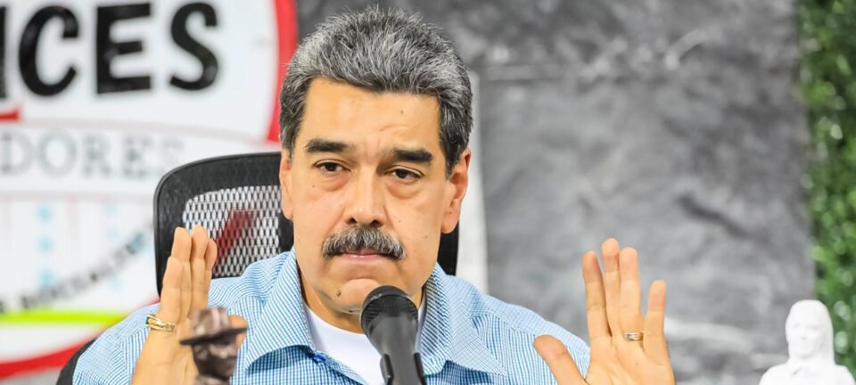 Maduro encomenda aplicativo para que venezuelanos informem Forças Armadas 24 horas por dia 2 ocrente 1761158805